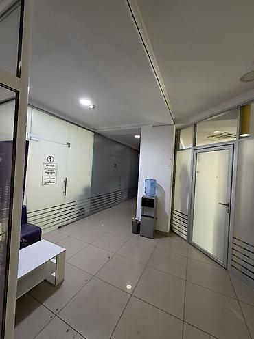 офисное: Аренда офисов, 20 м², В бизнес центре, С отдельным сан узлом — 1