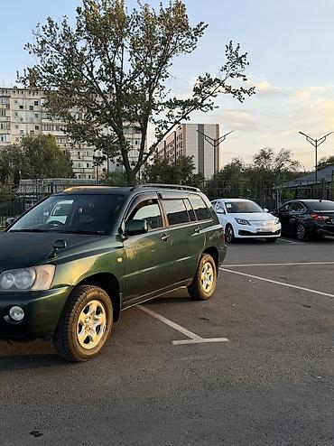 audi 4: Toyota Kluger: 2001 г., 2.4 л, Автомат, Бензин, Внедорожник — 3