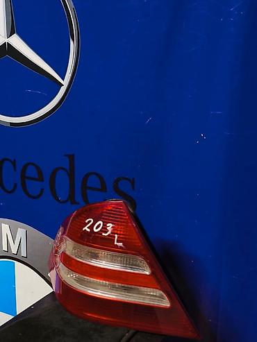 c 203: Задний левый стоп-сигнал Mercedes-Benz 2004 г., Б/у, Оригинал, Япония — 1