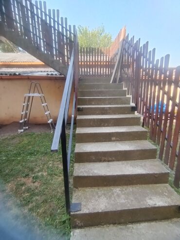 Kuće na prodaju: 350 kv. m, 6 soba — 15