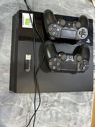 ps4 usb: Sony PlayStation 4 (PS4) oyun konsolu dəsti ideal vezziyettde 2 pult — 4