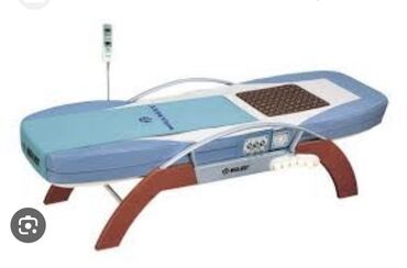 спортивные массажные оборудование: Продаю Лечебную,массажную корейскую кровать NugaBest с вибромассажером