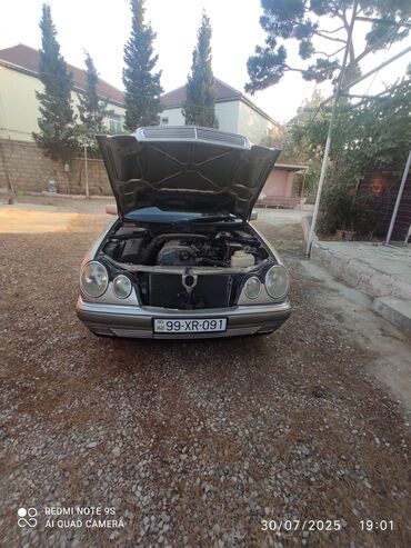 Mercedes-Benz: Mercedes-Benz E-Class: 2 l | 1997 il Sedan — 4