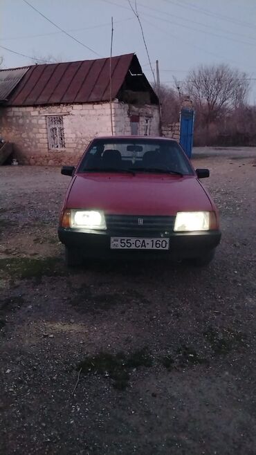 VAZ (LADA): VAZ 2109 (Samara) – qırmızı rəngli, 5 qapılı hetçbek. Xüsusiyyətlər -da lalafo.az — 11 VAZ (LADA): VAZ 2109 (Samara) – qırmızı rəngli, 5 qapılı hetçbek. Xüsusiyyətlər — 11