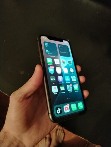 Apple iPhone: IPhone 11, 128 GB, Qara, Simsiz şarj, Face ID, Sənədlərlə