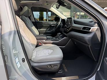genesis авто: Toyota Highlander: 2022 г., 2.5 л, Вариатор, Гибрид, Кроссовер — 10