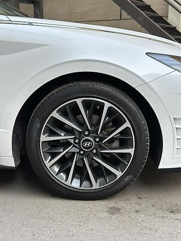 Hyundai: Hyundai Sonata: 2021 г., 2 л, Автомат, Бензин, Седан — 3