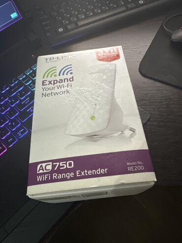 vayfay aparatı: TPLINK AC750 Wifi range extender. Усилитель сигнала обеспечивает