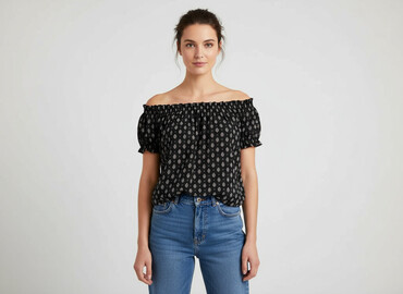 bluzki z dużym dekoltem plus size: Clockhouse, Жіноча блуза, розмір M
