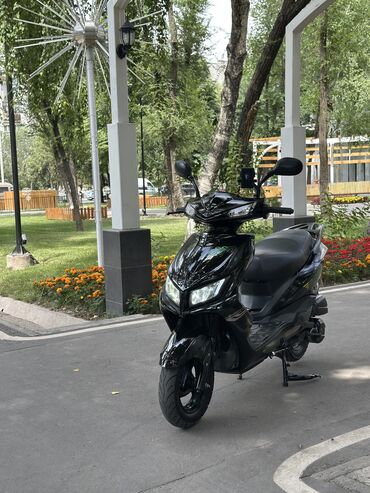 электромотороллер купить: Скутер M8, 150 куб. см, Бензин, Б/у