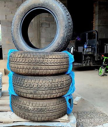 Шины 215 / 65 / R 16, Зима, Б/у, Комплект, Maxxis