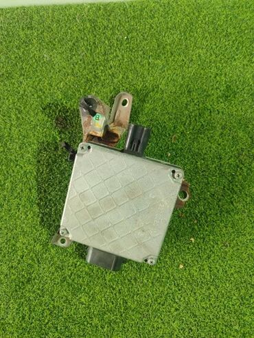 блок управления рулевой рейки: Блок управления рулевой рейкой Lexus LS 460 1UR-FSE 4.6 2007 (б/у)