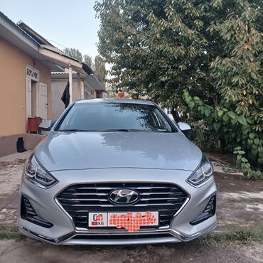 рассрочку машына: Hyundai Sonata, серебристый седан (KG номера). Основные