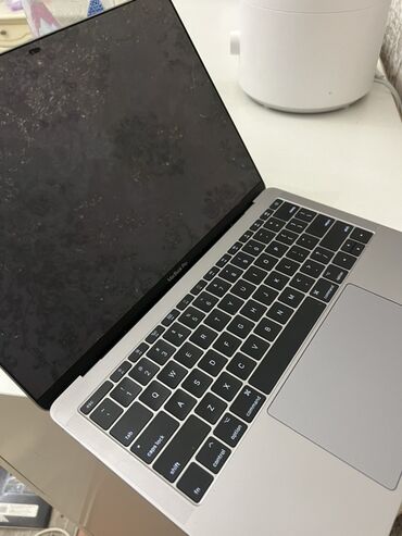 макбук про 2016: Ноутбук, Apple