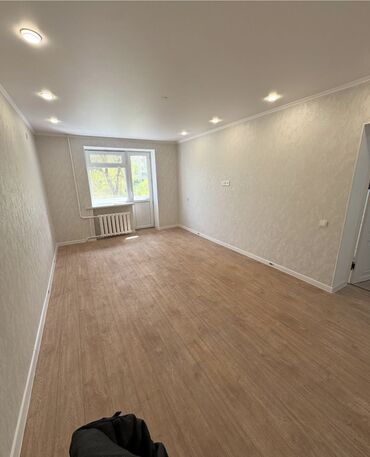 квартира ош черемушка: 1 комната, 32 м², Индивидуалка, 3 этаж, Евроремонт