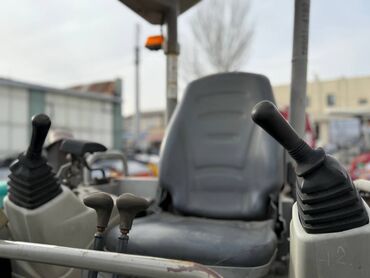 Экскаваторы: Экскаватор, Гусеничный — 6