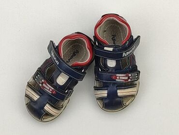 Sandals: Sandals 22, Used