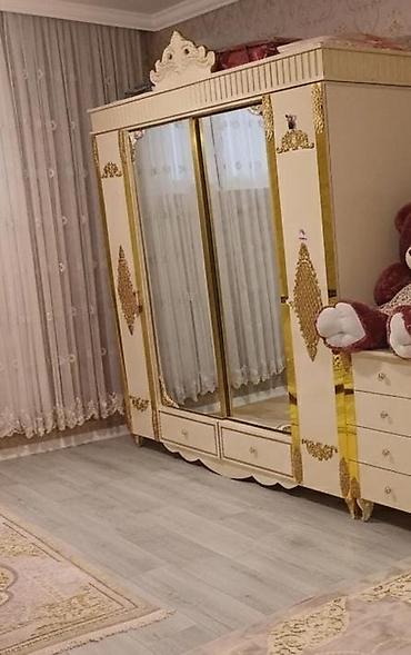 Dolab tecili kocle elaqedar satilir Qiymet 220 man Unvan;Sabuncu