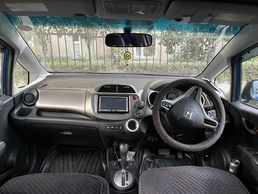 honda civic хэтчбек: Honda Fit: 2010 г., 1.5 л, Автомат, Бензин