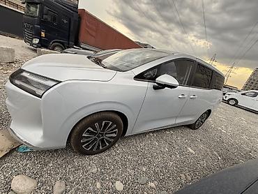 wuling: JAC : 2026 г., Автомат, Электромобиль, Минивэн — 2