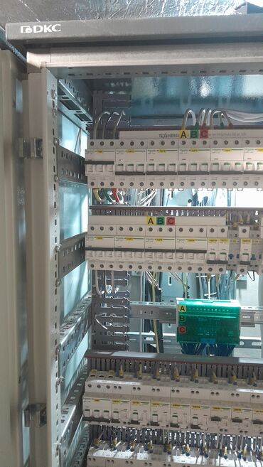 Электрики, электромонтажники: Электрик. Больше 6 лет опыта — 2