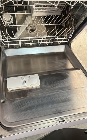 iphone 10 pro qiymeti: Qabyuyan maşın Beko, Tam qabaritli (60 sm.), Ayrıca dayanan