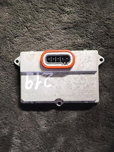 ac: Блок розжига ксеноновых фар Hella 5DV 008 290-00 на Mercedes-Benz W219 — 2