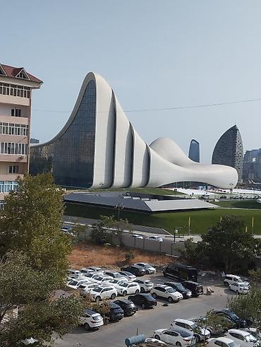 təbriz: Qanuni 3 otaqlı mənzil Həsənoğlu və Təbriz küçələrinin kəsişməsində — 1