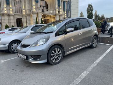 Honda: Honda Fit: 2010 г., 1.5 л, Автомат, Бензин, Хэтчбэк