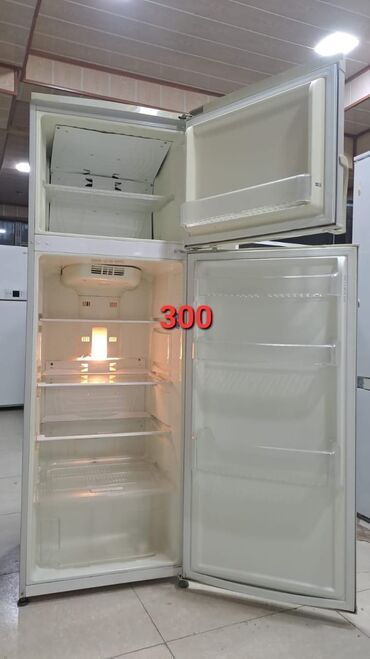 Soyuducular: İşlənmiş 2 qapılı Beko Soyuducu Satılır