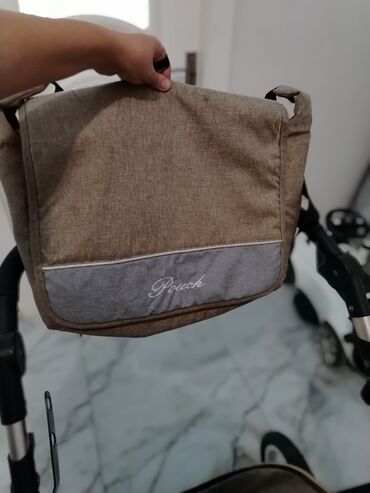 Gəzinti arabaları: Klassik gəzinti arabası, İşlənmiş, Cins: Qız, Yaş: 30 ay, Ünvandan götürmə — 10