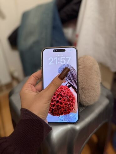 Apple iPhone: IPhone 16 Pro Max, Qızılı, Simsiz şarj — 8