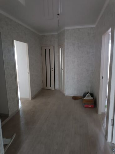 Продажа квартир: 3 комнаты, 78 м², 4 этаж