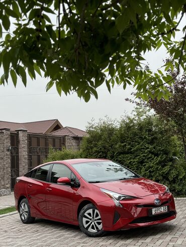 куплю приус: Toyota Prius: 2020 г., 1.8 л, Автомат, Гибрид, Седан