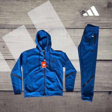 Trenerke: Muške trenerke M,L,XL,XXL,3XL veličine za 4500 din
pb — 3