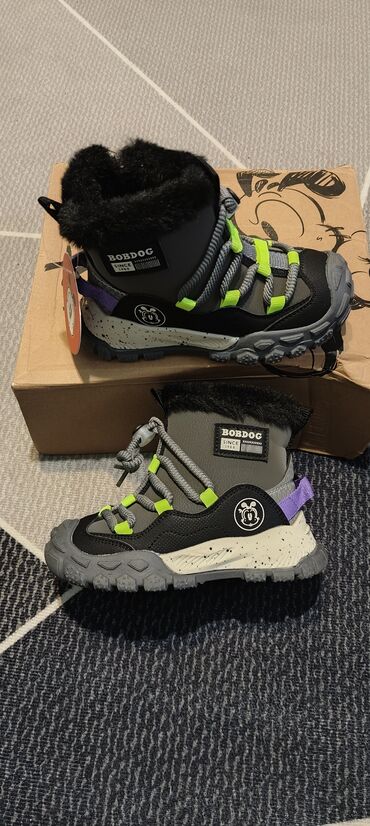 обувь рабочий: Жынсылар жана шымдар, Жаңы