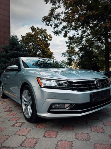 электронный машине: Volkswagen Passat: 2018 г., 2 л, Автомат, Бензин, Седан