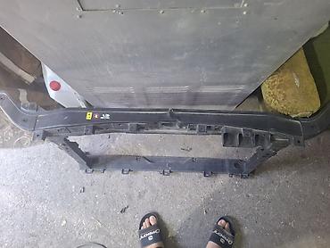 Ehtiyat hissələri: Məhsul: Avtomobil üçün ön panel radiator dayağı (radiator support/ön — 1