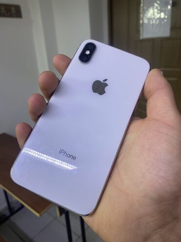 Apple iPhone: IPhone X, Б/у, 256 ГБ, Белый, Чехол, 90 %