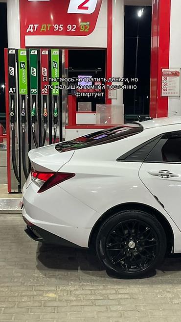 соната у20: Hyundai Avante: 2021 г., Гибрид, Седан — 6