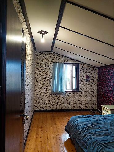 Həyət evləri və villaların satışı: 2 mərtəbəli (mansart) fərdi yaşayış evi - Plan: aşağı mərtəbədə giriş — 1