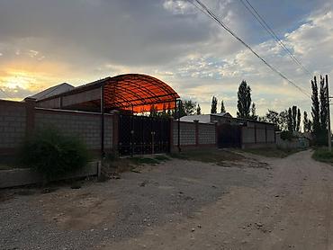 ошский рынок место: 🏡 ПРОДАЁТСЯ ДОМ — 47 СОТОК по документу! Район Сокулук село Саз — 6