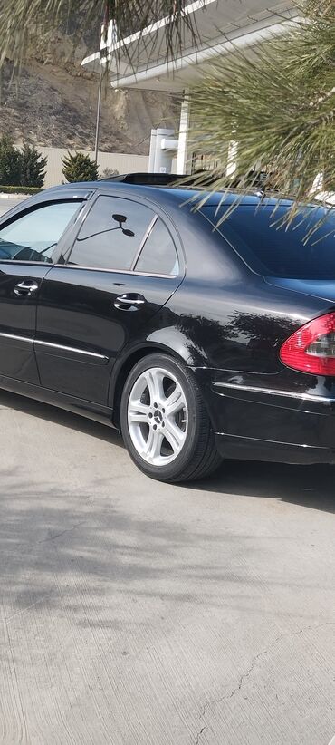 Mercedes-Benz: Mercedes-Benz E 220: 2.2 l | 2007 il Sedan -da lalafo.az — 31 Mercedes-Benz: Mercedes-Benz E 220: 2.2 l | 2007 il Sedan — 31