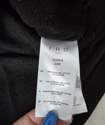 Dukserice: Balenciaga, S (EU 36), Jednobojni, bоја - Crna — 16