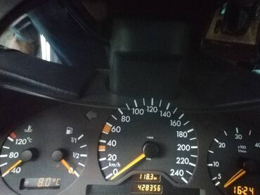 Mercedes-Benz: Mercedes-Benz E 220: 2.5 l. | 1999 έ. Λιμουζίνα — 9