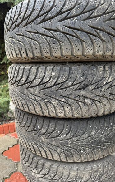 шины шипованные бу: Шиналар 205 / 55 / R 16, Winter stud, Колдонулган, Комплект, Жеңил унаалар, Yokohama