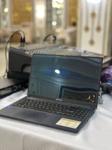 асус вивобук: Ноутбук, Asus, Intel Core i3, Колдонулган, Жумуш, окуу үчүн