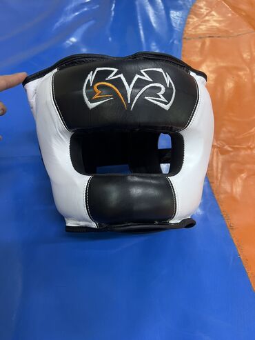 купить страйкбольный автомат калашникова бу: Продам шлем Rival для бокса ниже себестоимости цена 1350 сом успейте