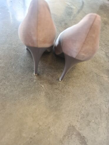 Salonke: Salonke, Replay, 38 — 9