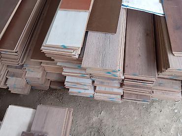 Laminat təzədir rənglərdən az azdr qalnlığı 8 mm 12 mm də var. Var 1